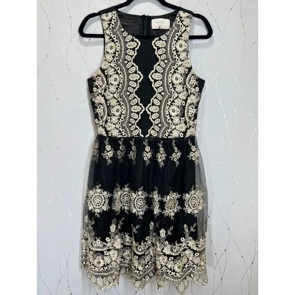 Immaculate BHLDN Black Gold Lace Flourish A-Line Dress $380 - Picture 4 of 11